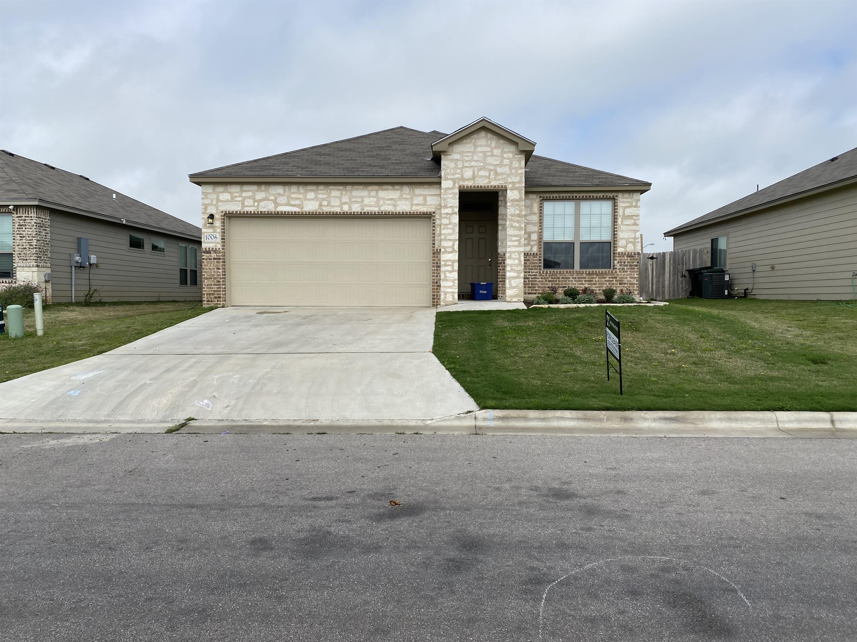 1006 Aurora Grove Bend