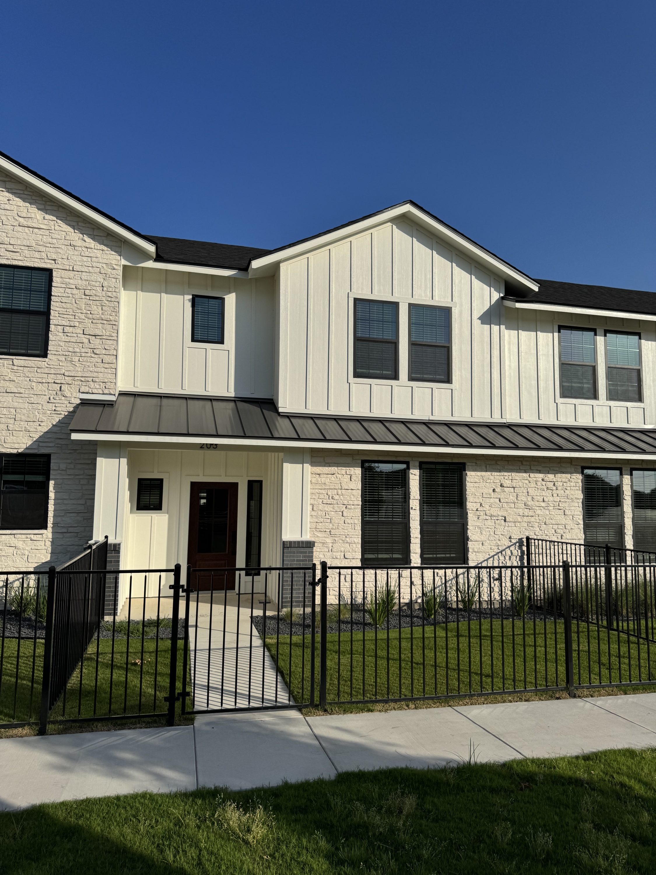 5811 South 31st Street